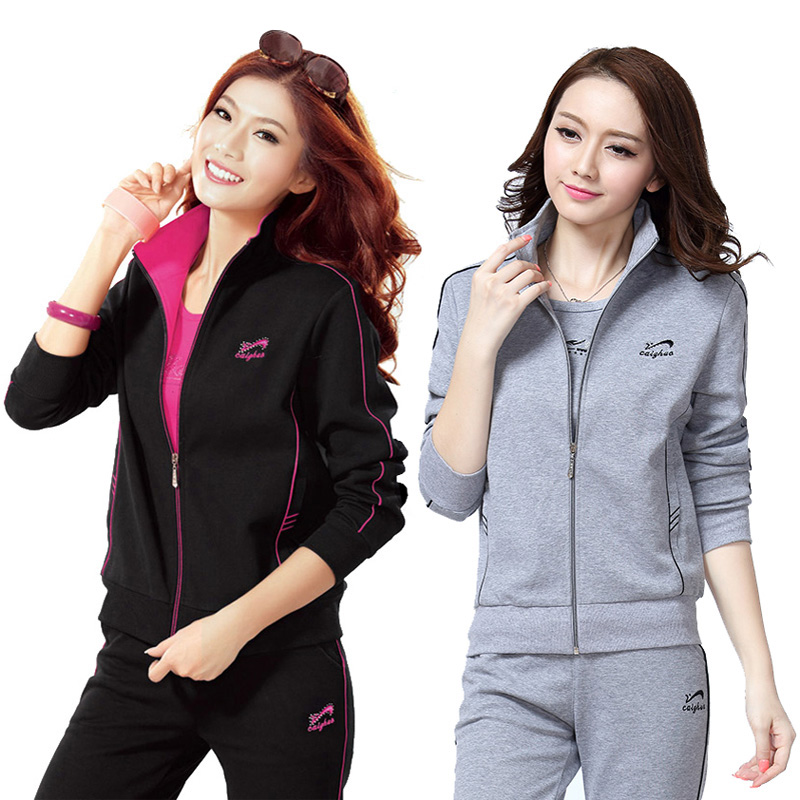 2021 new middle-aged sports suit women's spring and autumn 40-year-old 50 pure cotton loose casual clothes mother outfit three-piece set