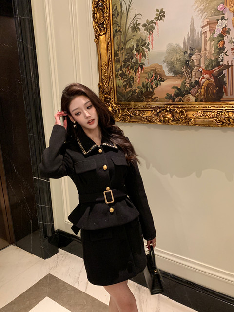 Hollinna Square-Neck Woolen Suit Set for Women, Autumn and Winter 2025 New Style, Commuter Chic Style, Pencil Skirt Two-Piece Set