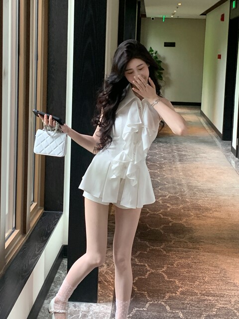 Hollinna Ruffled Shirt Women's 2025 Spring and Summer 2025 New Designer Sleeveless Mid-Length Top Shirt