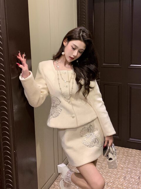 Hollinna New Chinoiserie Woolen Suit Skirt for Women Autumn and Winter 2025 New Elegant and High-End Two-Piece Set