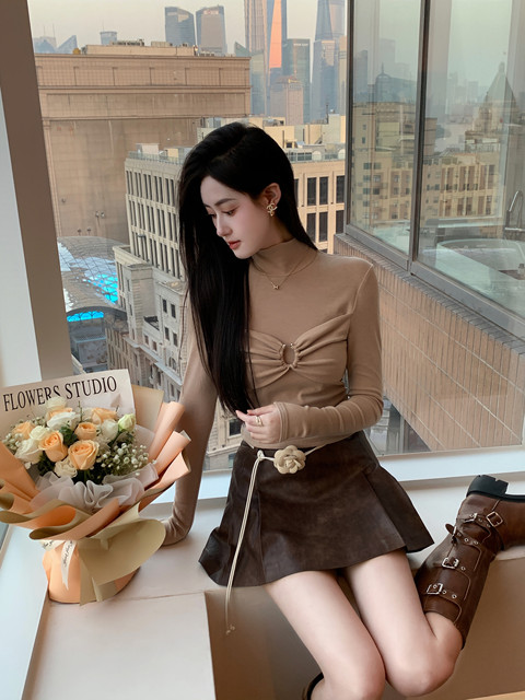 Hollinna High-Neck Knitted T-Shirt for Women, Spring, Autumn, and Winter 2025 New Design Versatile Twist-Knot Base Shirt Top