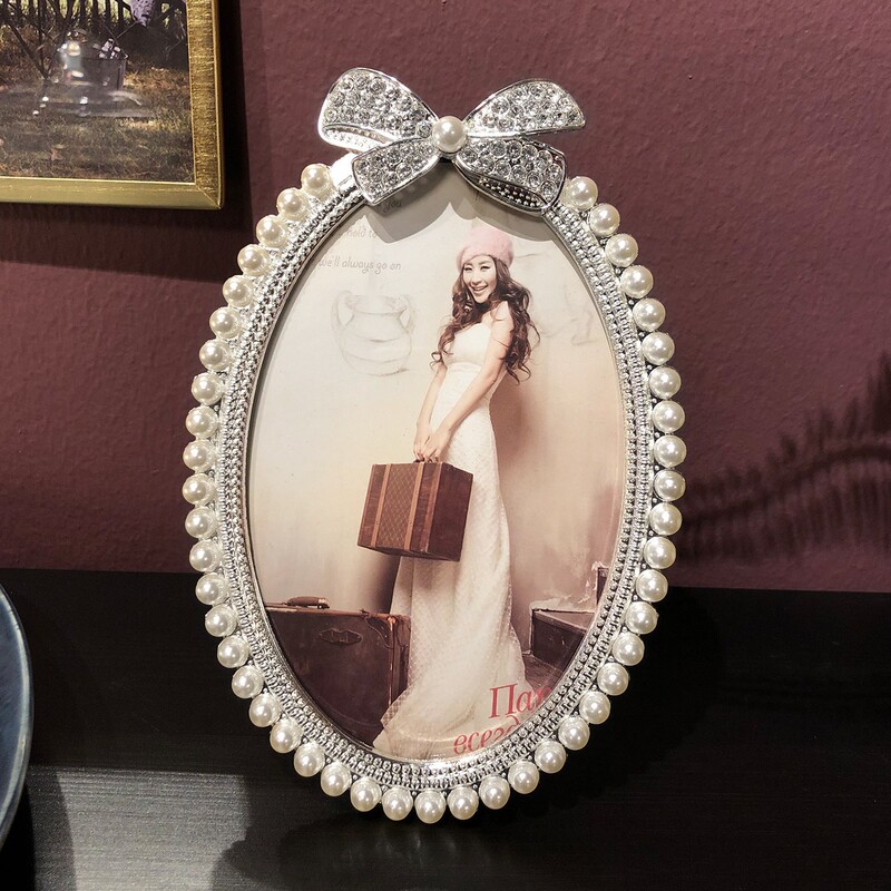 European-Style Tabletop Photo Frame, Simple Metal Oval 3-Inch 6inch 7inch Pearl Combination Creative Children's Wedding Photo Frame European-Style Tabletop Photo Frame, Simple Metal Oval 3-Inch 6inch 7inch Pearl Combination Creative Children's Wedding Photo Frame