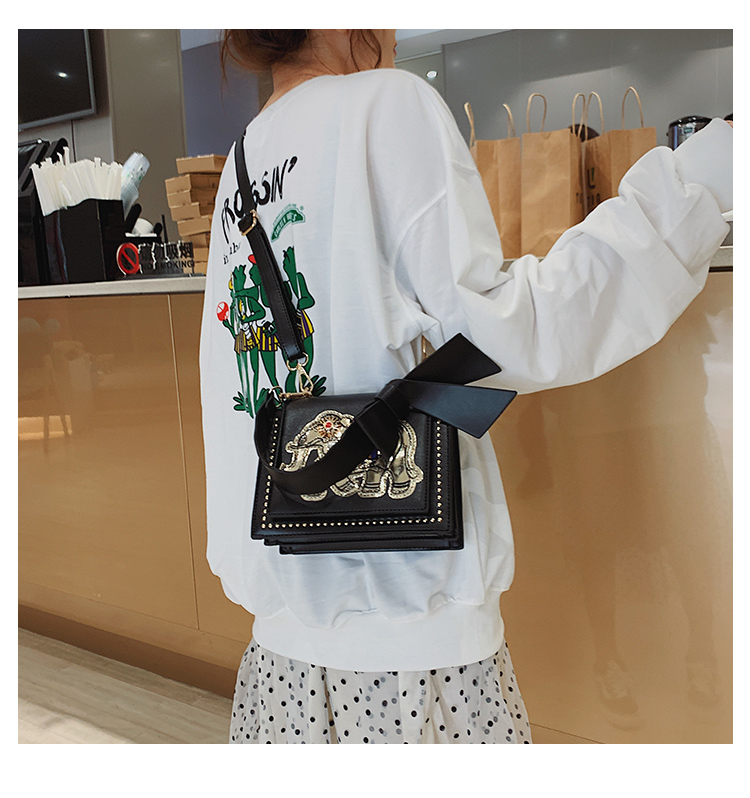 Túi cảm giác cao cấp nữ nước ngoài 2019 mới thêu nơ nhỏ túi voi in chuỗi xách tay Messenger túi thủy triều - Túi xách nữ balo da nữ