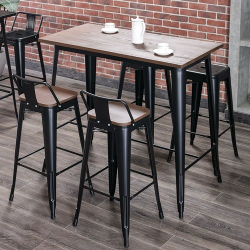 Прямоугольный железо длинный металлический металл на стене из нержавеющей стали балкон балкон на открытом воздухе высокий стол простые барные столы