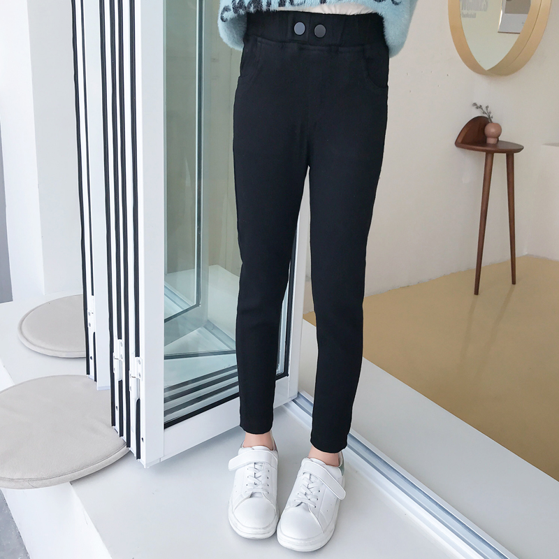 Children's pants Spring and autumn wear Korean version of girl's smoke pipe pants in the middle of a pair of pants with a pair of pants in a pair of pants