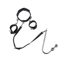 Наручники воротника, содержащие двойные анальные крючки