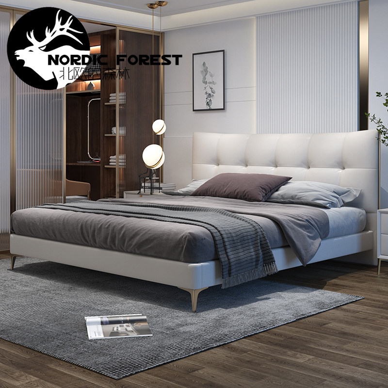 Light extravagant genuine leather bed modern minimalist Nordic small family type master bedroom 1 8 m double bed Italian style net red storage wedding bed