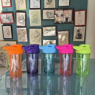 Качалка для воды со стаканом со шкалой, 500 мл, защита при падении