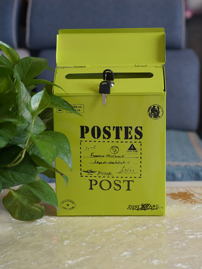 Creative iron belt lock mailbox, American mailbox piggy bank suggestion box, wall-mounted pastoral style letter box ready for sale