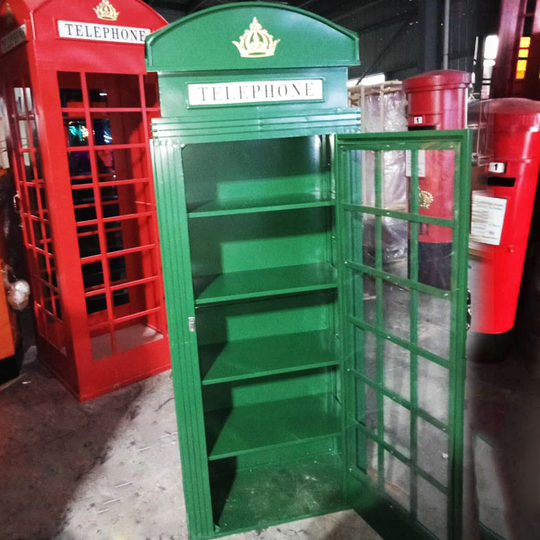 British Industrial Style Retro Telephone Booth Storage Cabinet, Large Floor-Standing Decorative Item for Trendy Restaurants and Bars,
