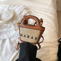 Коричневый