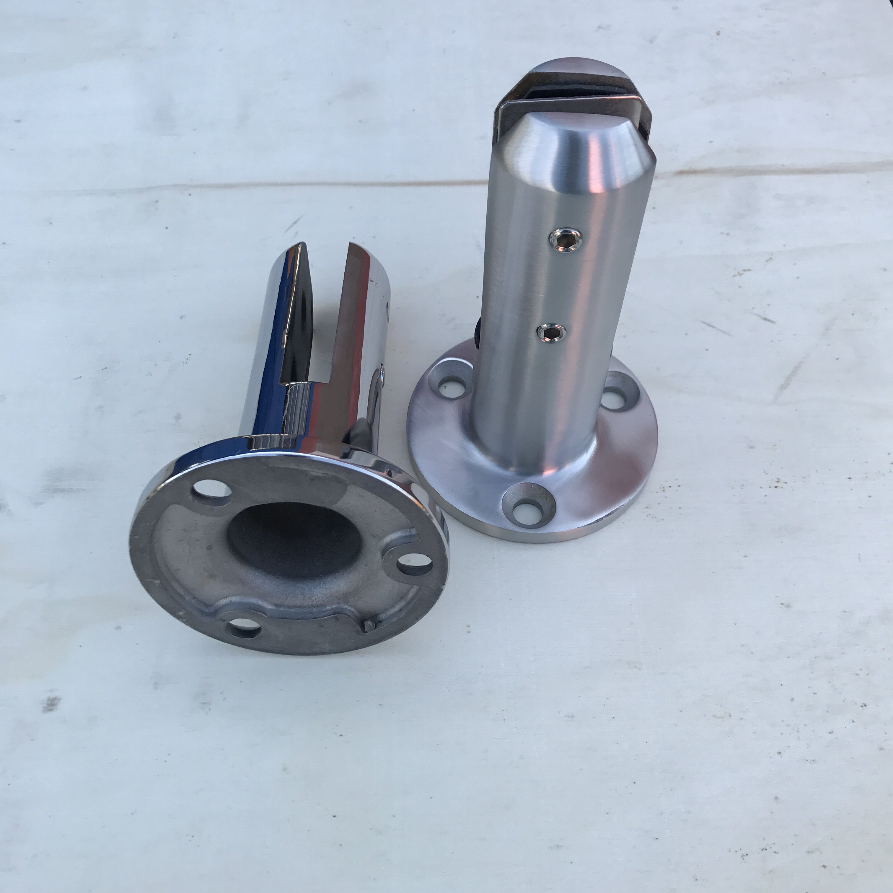 304 stainless steel swimming pool glass clamp floor glass clamp glass without drilling fixing clamp glass hand guard accessories