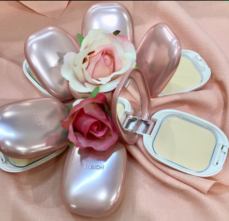 [Spot] 19 mùa thu mới nâng cấp Nhật Bản truy cập ALBION Run snow skin light Powder Powder zero bột cảm giác siêu hoàn hảo - Bột nén phấn geo trắng