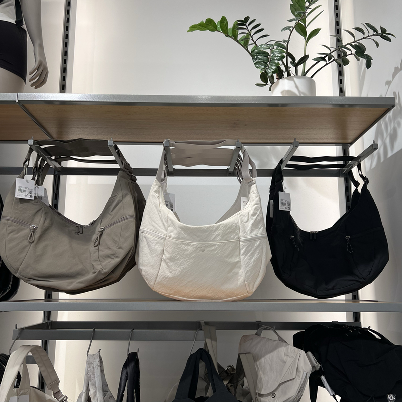 Aiko Australia Lululemon New Model Genuine Croissant Bag Shoulder Bag Crossbody Bag Aiko Australia Lululemon New Model Genuine Croissant Bag Shoulder Bag Crossbody Bag