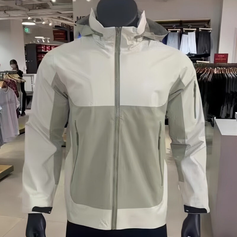 Capsule Series Affordable Outdoor Softshell Jacket for Men, Spring and Autumn Casual Hooded Jacket, Waterproof and Windproof Jacket