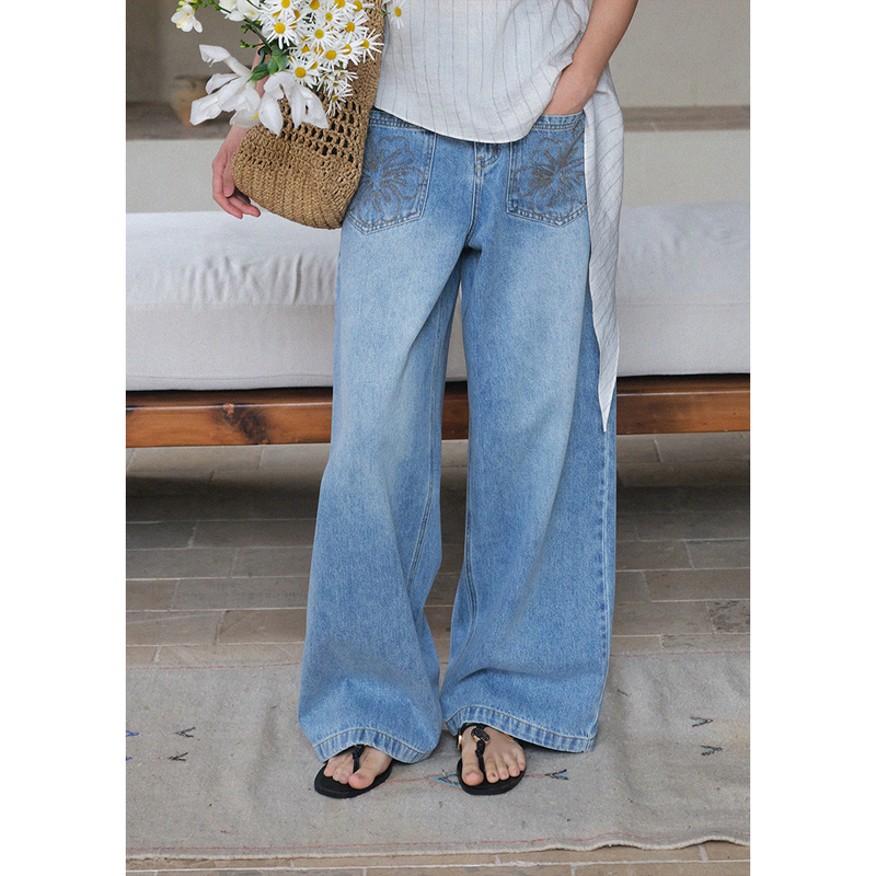 Blueerror Loose-Fitting Paisley Embroidered Straight-Leg Jeans for Women, French-Style Relaxed Slimming Pants, Summer Long Pants