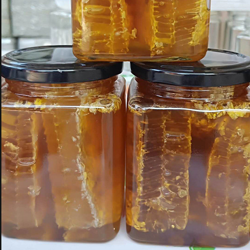 Honey Yunnan primeval forest specialty tree hanging pure wild Baihua white earth nest honey crystal small jar hive edible