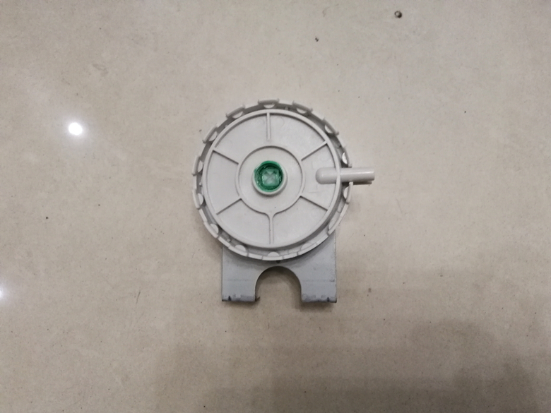 General Wanjiao Sakura KFY - 4 - generation wind pressure switch gas water heater wall hanger accessories