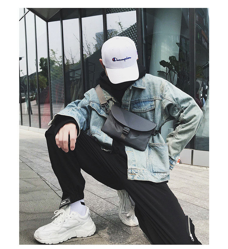 Tu túi xách mát mẻ Túi đeo chéo nữ 蹦 di triều nhãn hiệu túi ngực hip hop đường phố sinh viên cá tính đeo vai nam - Túi của con người túi xách juno