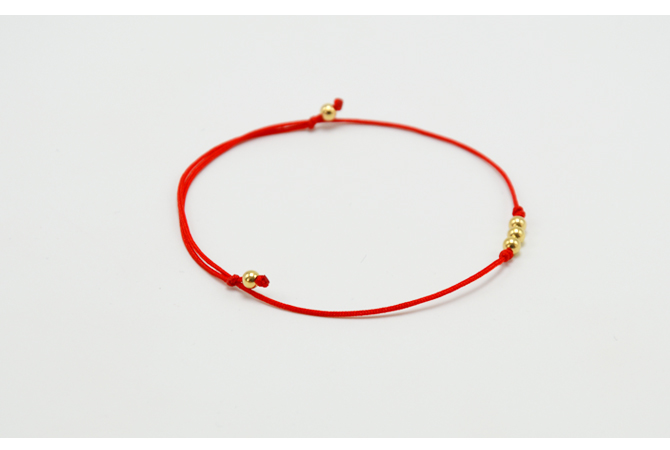 Nhật Bản Hàn Quốc rất đơn giản 14k vàng ba đời ba hạt vàng đỏ dây đeo vòng tay chuỗi mỏng trang sức thời trang sinh viên lắc chân nữ bạch kim