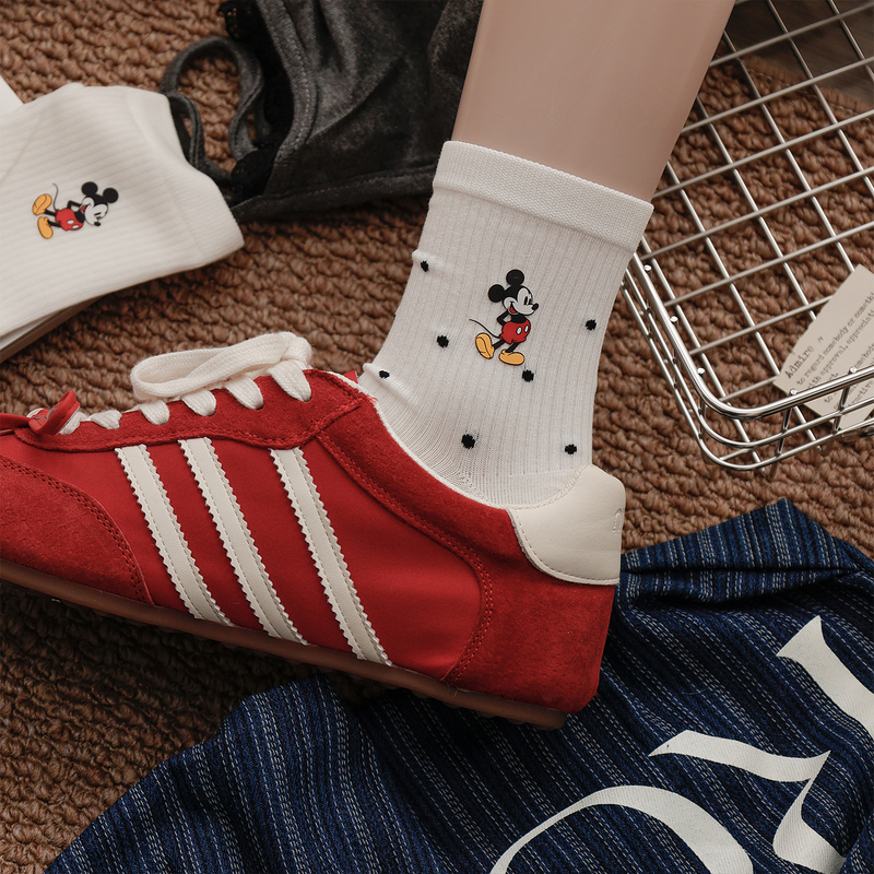 Disney Socks Co-Branded with Mickey Mouse for Women, High-Quality, Unique, Beautiful, White Pure Cotton, Cartoon Cute, Spring and Summer Style