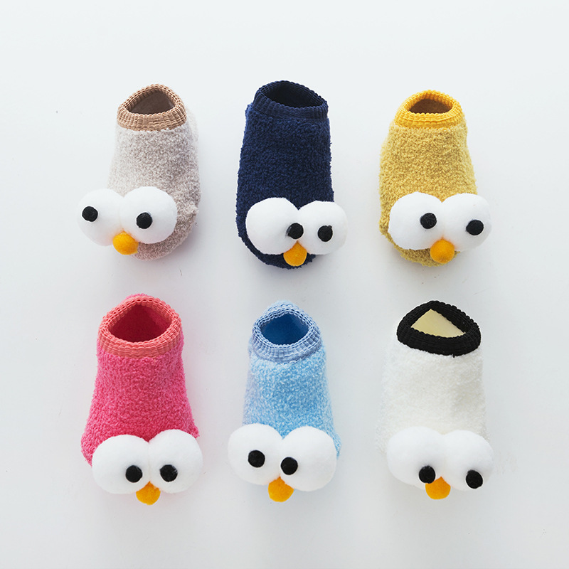 Vớ nhung san hô cho bé mùa xuân và mùa thu dày cotton cộng với nhung ấm áp chống trơn cho bé 0-1-2 tuổi quần tất lót lông