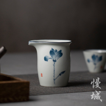 Japanese-style ceramic gongdo cup tea cup tea sea Kung Fu household tea set simple pure hand-painted tea divider male Cup