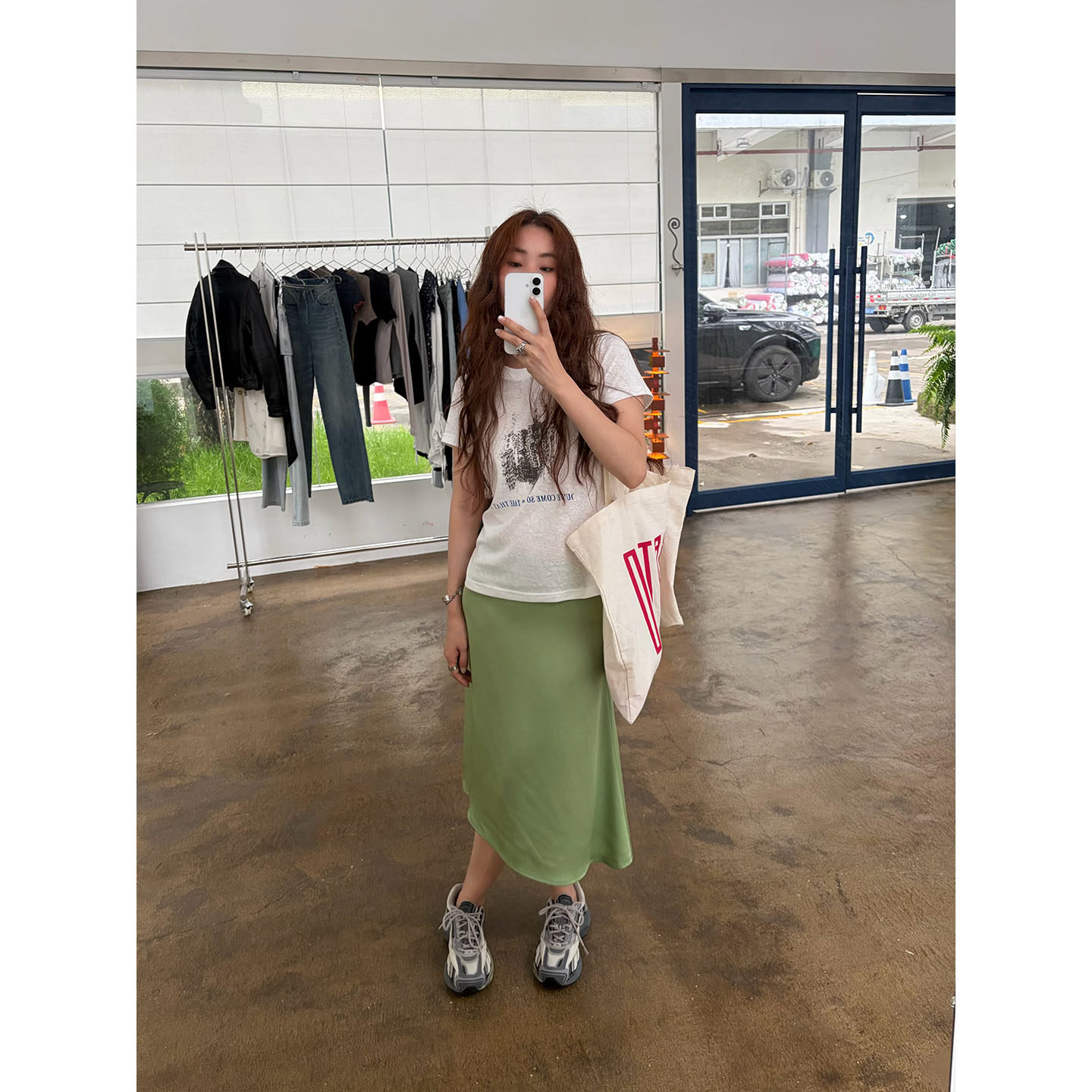 INAIEN "легкая роскошь с короткими рукавами" импортная укороченная шелковая блузка прямого кроя с короткими рукавами