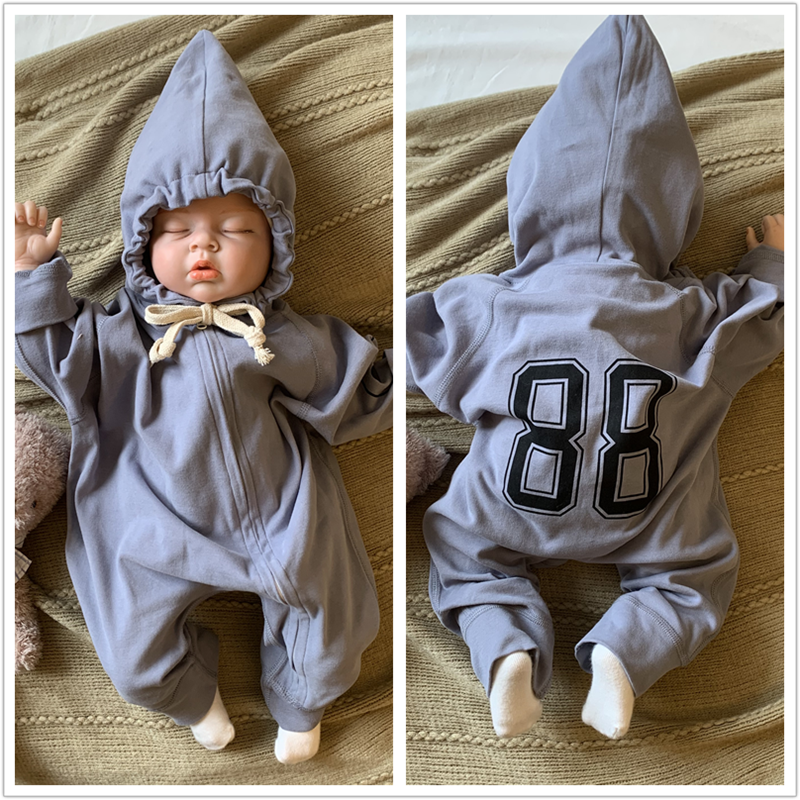 Newborn baby baby jumpsuit cotton long-sleeved romper autumn and winter out zipper romper male and female baby clothes trend