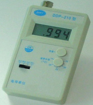 Portable conductivity meter DDP-210