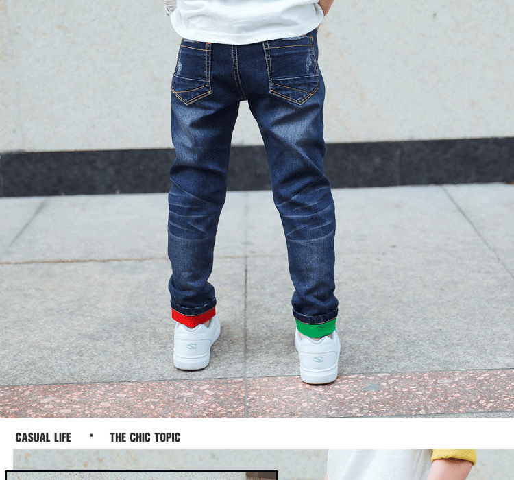 Quần jeans nam xuân hè 2018 phiên bản Hàn Quốc mới của mùa đông mặc quần lửng ống rộng trẻ em quần trẻ em cộng với quần nhung quần jean trẻ em xuất khẩu