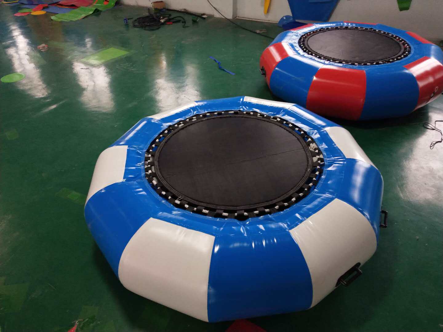 Inflatable Water Trampoline Inflatable Water Toy Seesaw Water Inflatable Jump Bed Million Ocean Ball Trampoline