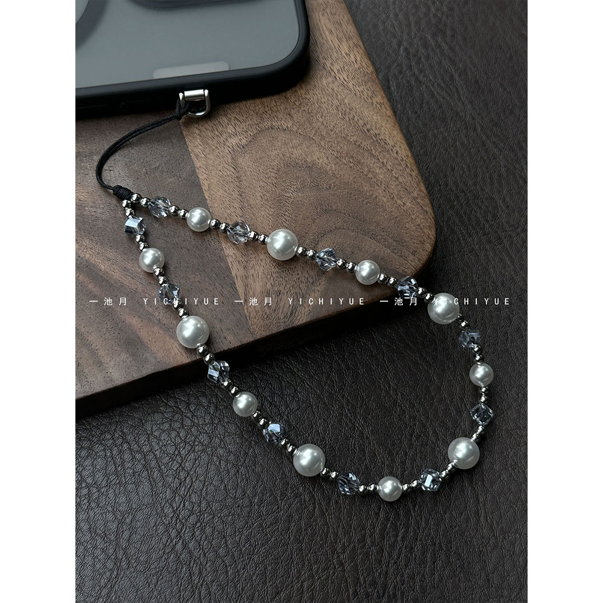 A Pool of Moonlight | "Blue Ice Fragments" Faux Pearl Mobile Phone Chain CCD Lanyard: A High-End, Niche Design
