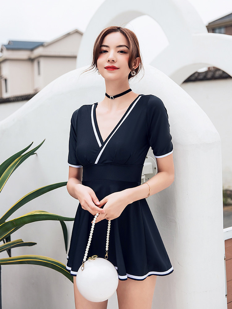 2021 new fairy fan simple sexy slim slim waist cover belly conservative one-piece skirt hot spring swimsuit women