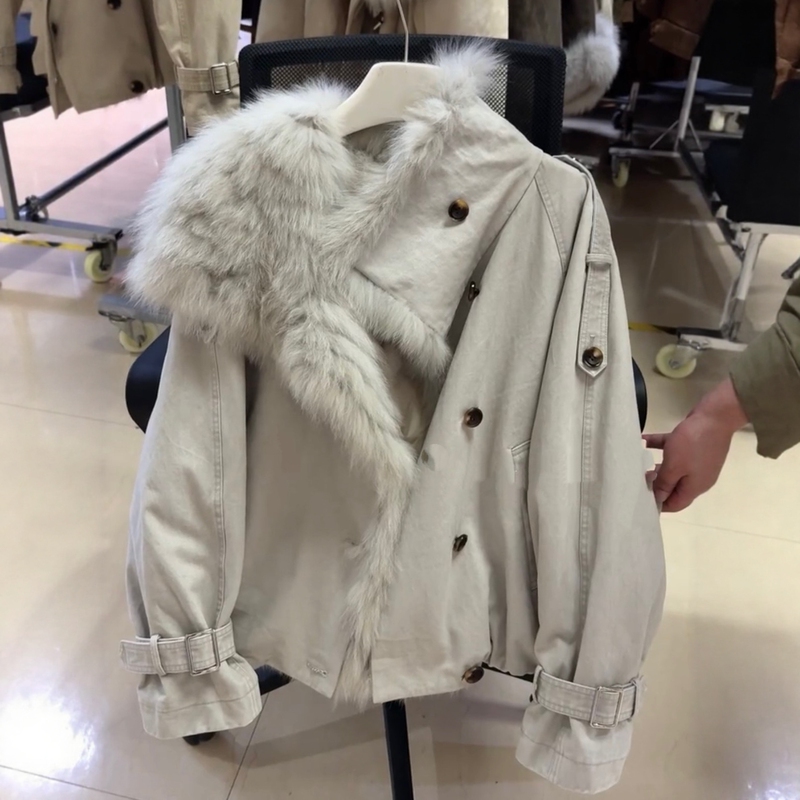 Lapel Fox Fur Coat for Women, Winter Young Style Denim Jacket, Parka, Goose down Puffer Coat Lapel Fox Fur Coat for Women, Winter Young Style Denim Jacket, Parka, Goose down Puffer Coat