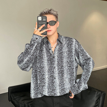 pop mens new high-end sense of Ruffian handsome ins snakeskin shirt mens long sleeve Korean version of loose hanging personality top