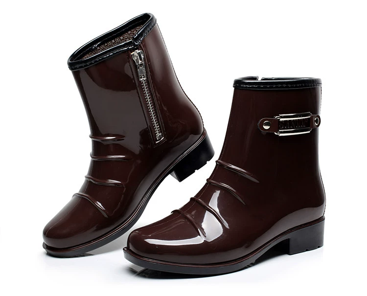 Châu Âu và Hoa Kỳ mới Giày nước Martin ống ngắn chống trượt mưa ủng dây kéo mưa thời trang nam giày cao cổ nam giày cao gót - Rainshoes