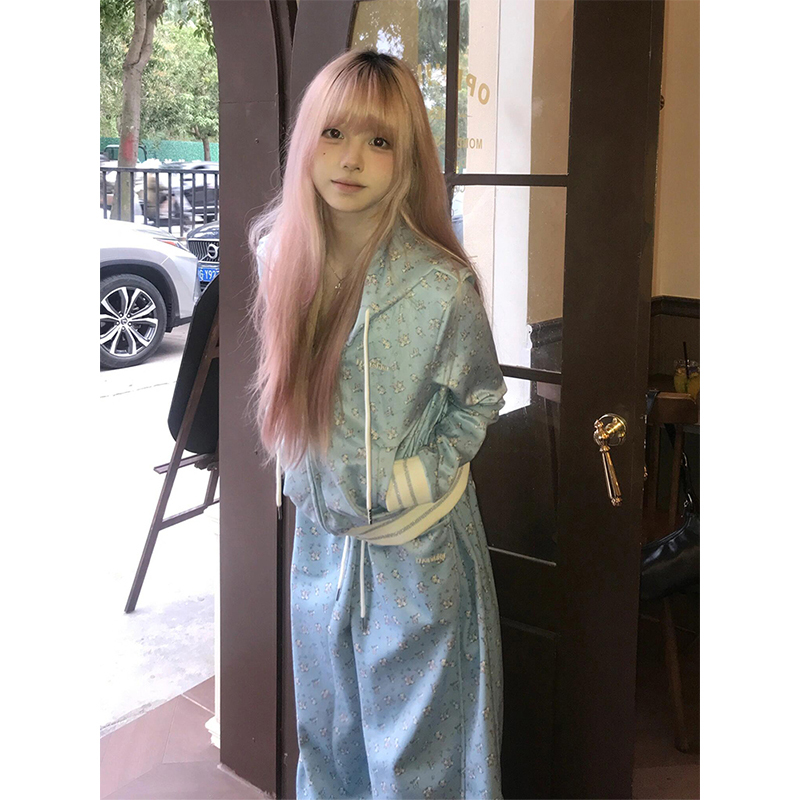 American-Style Lazy Casual Sportswear Set for Women in Autumn, Cute Rabbit All-Over Print Hooded Sweatshirt and Long Pants Two-Piece Set