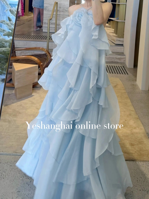 [in Stock] Australian Niche Halter Neck Three-Dimensional Floral Backless Dress with Ruffles, Elegant Evening Gown