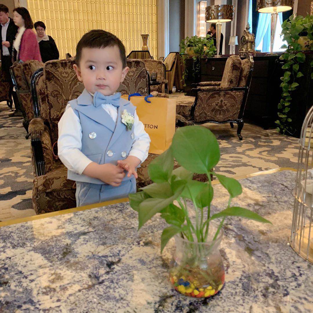 Te Tejia nam hoa cô gái mùa hè váy xanh baby baby baby boy piano hiệu suất phù hợp với thủy triều - Váy trẻ em set đồ vest bé trai