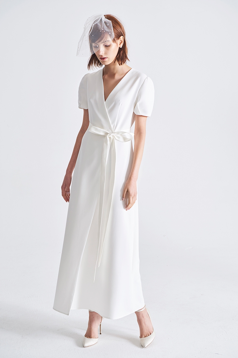 DREAMER 2018 new simple Korean V-neck wrap short sleeve light wedding dress go out for gauze tour