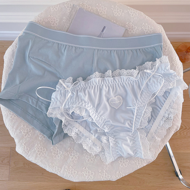 Blue sweet and small frescoed couple's underpants lace lace cute and breathable light and thin butterfly knot triangle pants day in the middle of the waist