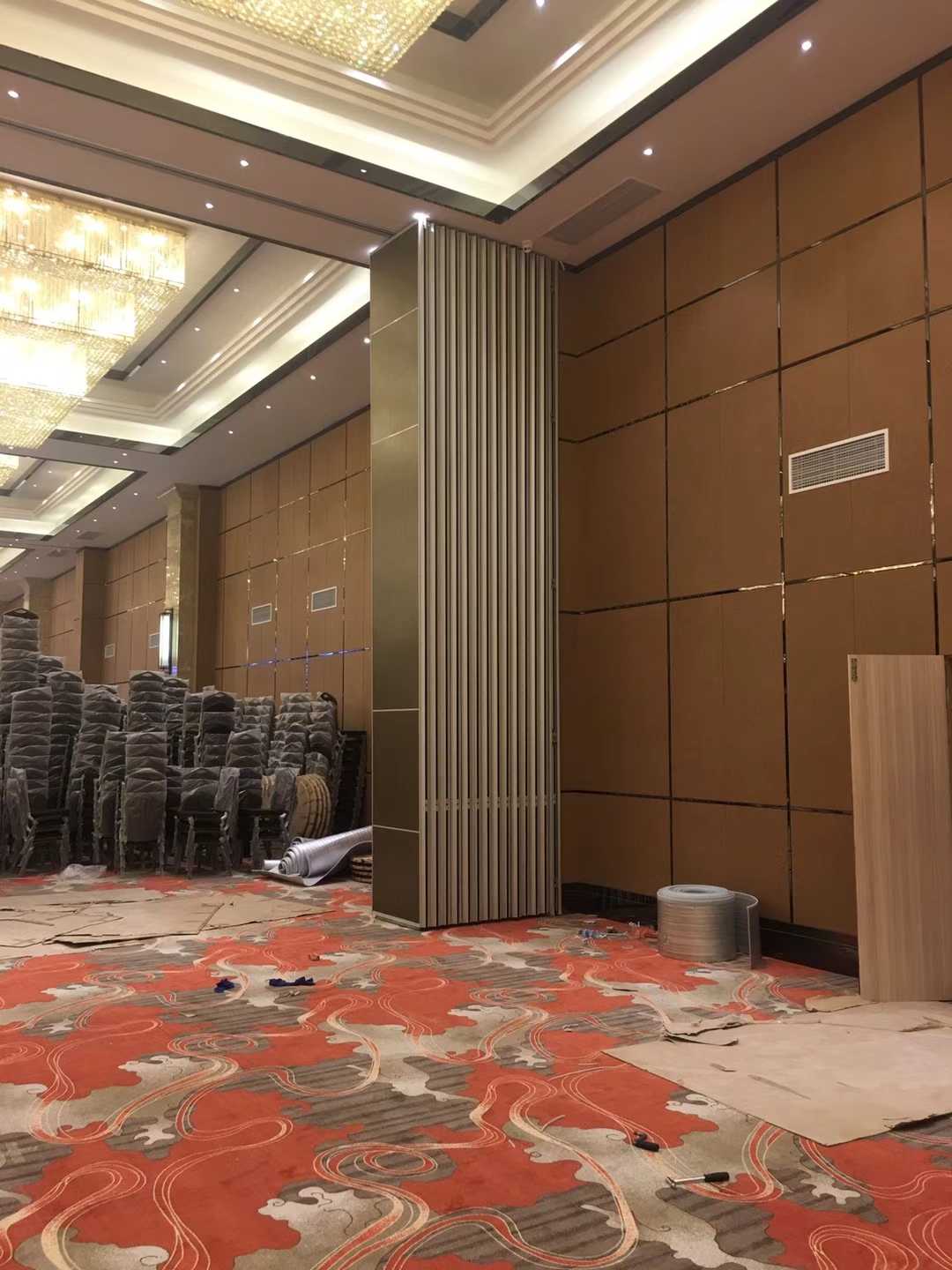 Hotel Mobile Partition Wall Pack Compartment Screen Activity High Partition Gallery Dining Room Meeting Room Soundproof Partition Wall Aluminum Alloy