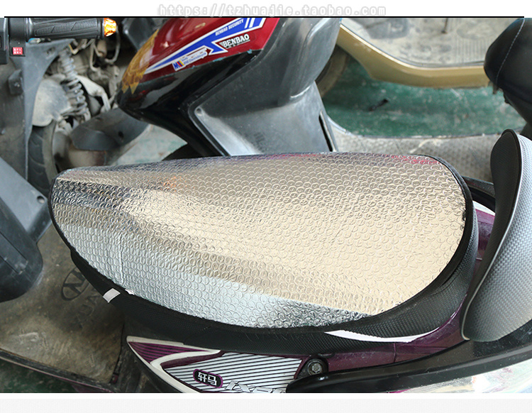Xe máy điện pin xe đạp đạp xe máy mùa hè cách nhiệt đệm bao gồm kem chống nắng chống thấm nhôm lá thoáng khí - Đệm xe máy yên xe cub 50