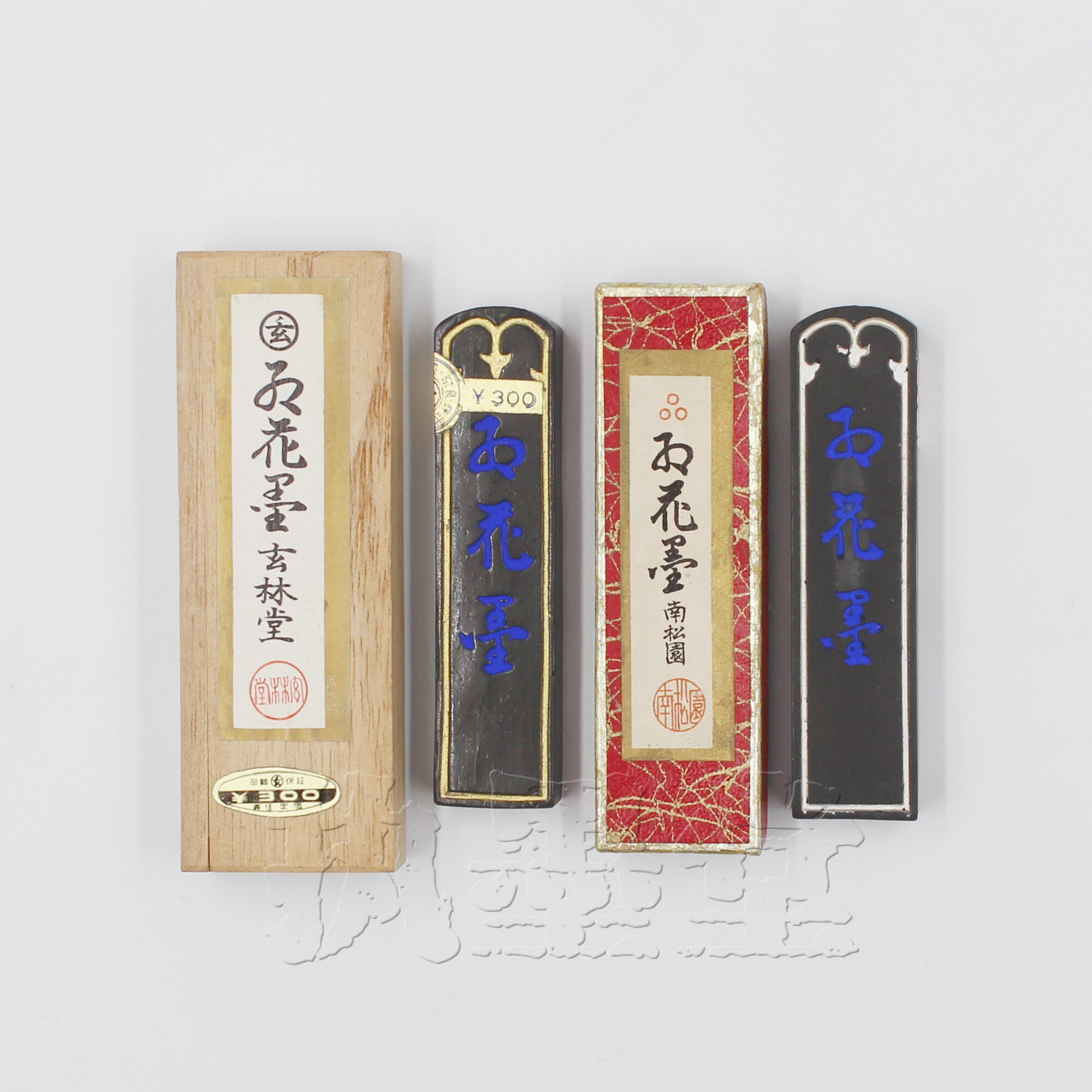 Favorable price Japan 218 groups of safflower ink Japan's 1970s Xuanlintang Nansongyuan ink block small calligraphy and painting ink strip