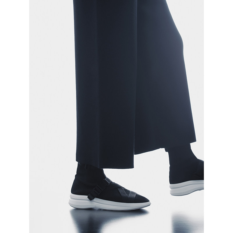 Ms MIN Woven lace-up sports socks and boots