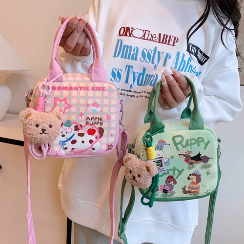 Небольшая дизайнерская оригинальная портативная зеленая милая универсальная сумка на одно плечо, тренд сезона