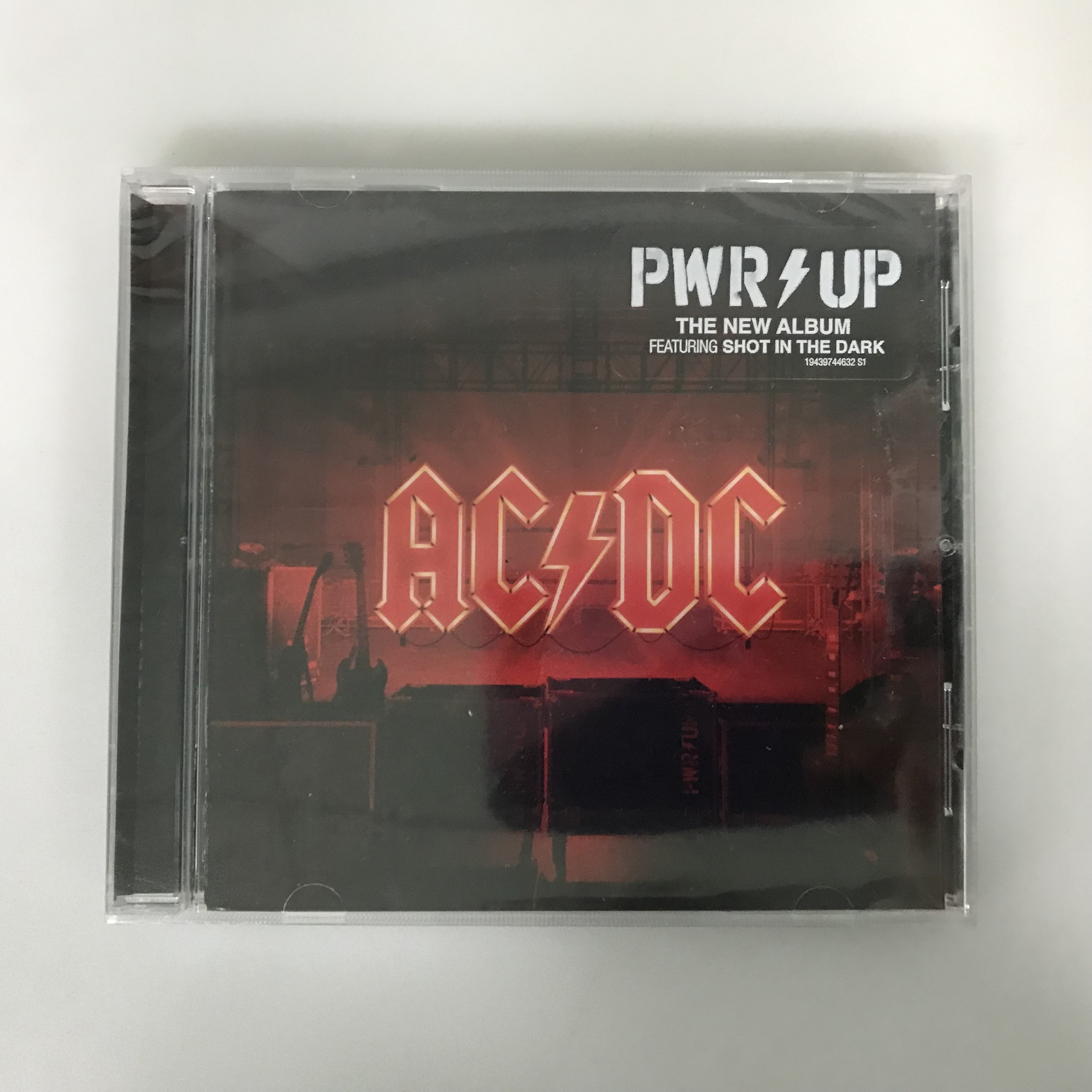 OM-версия нераспечатанного CD-альбома rock AC/DC-PWR/UP