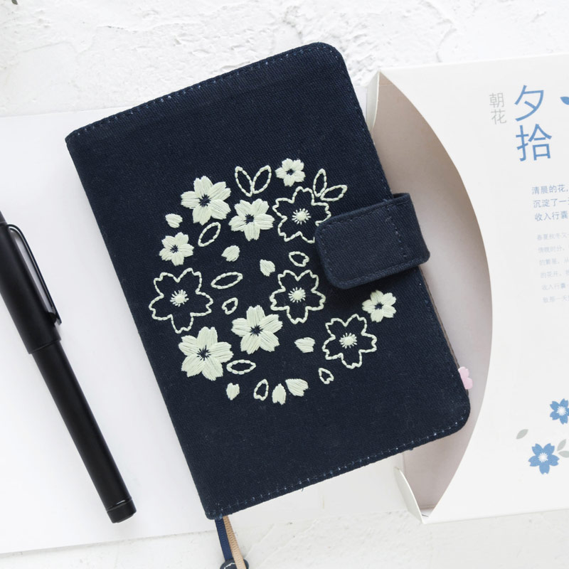 kinbor cherry blossom series night cherry hands account book self-filled cherry blossom suit day calendar date benbu noodle embroidered ancient wind hand ledger notebook A6 hand ledger