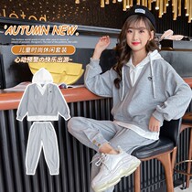 Girls suit spring and autumn dress 2022 new childrens Yang Gas Net red leave two pieces of sweater in the big childrens movement
